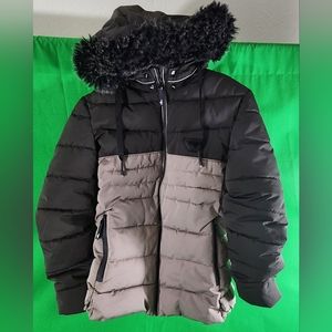 VIP Collection- Puffy Sweater With Hoodie Size L